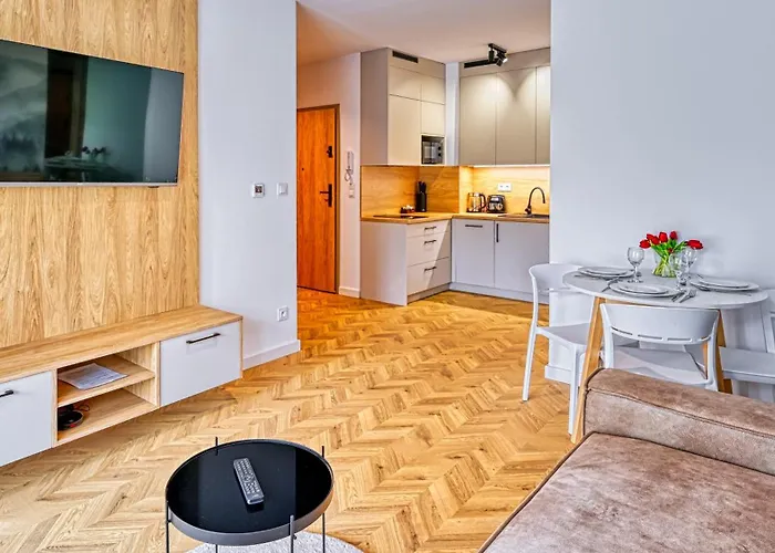 아파트 Pine Apartments, Sun & Snow