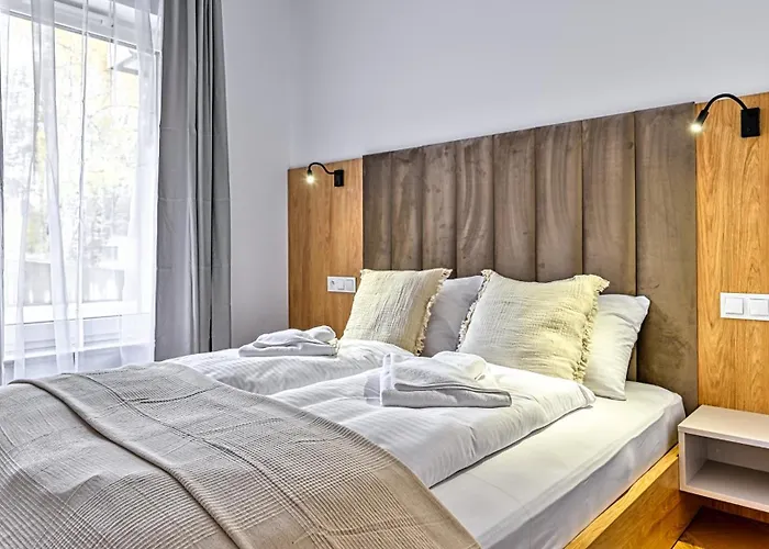 아파트 Pine Apartments, Sun & Snow *