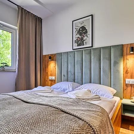 Sun & Snow, Pine Апартаменты *