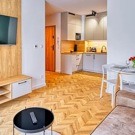 דירה Pine Apartments, Sun & Snow