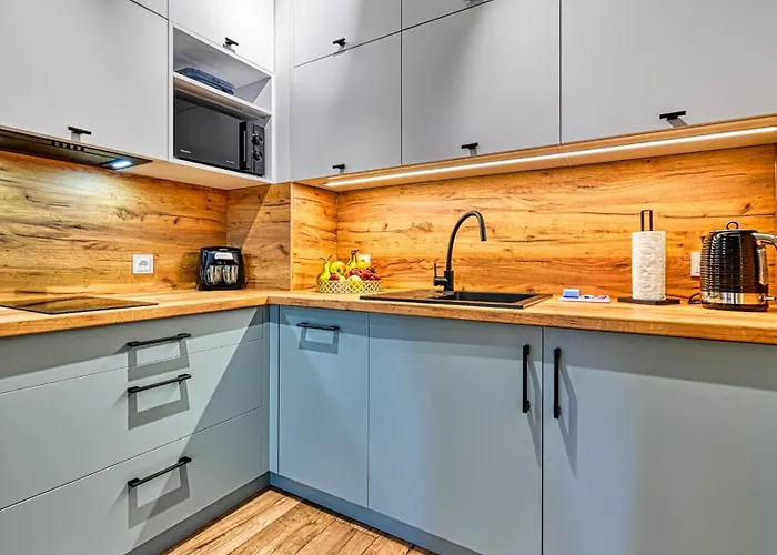 Apartment Pine Apartments, Sun & Snow