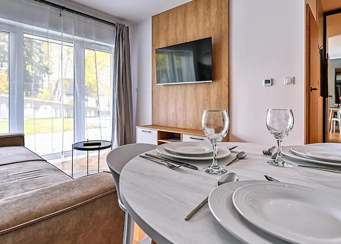 Pine Apartments, Sun & Snow Apartment