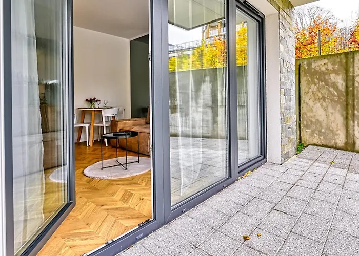 Pine Apartments, Sun & Snow Apartment *